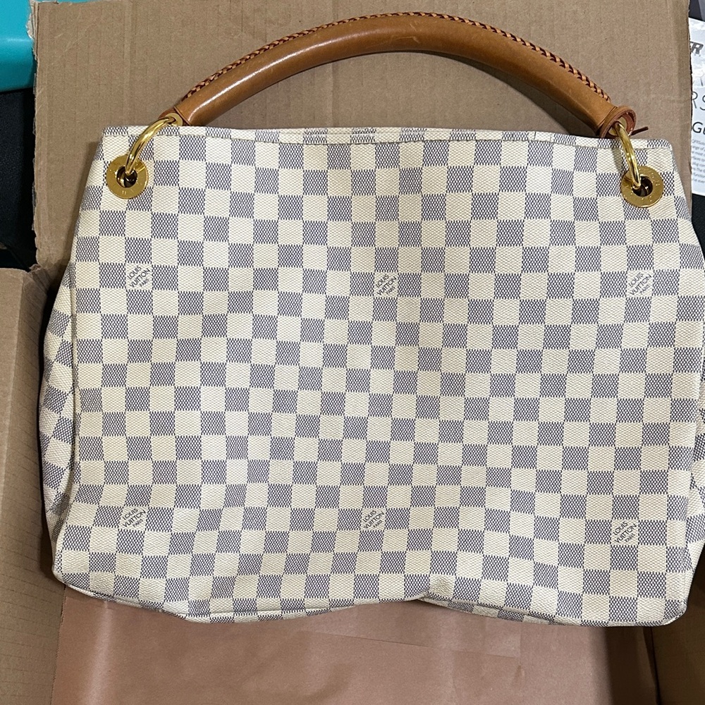 Louis Vuitton Artsy Dammier Atzur checkered M:M Tan and White Women's handbag